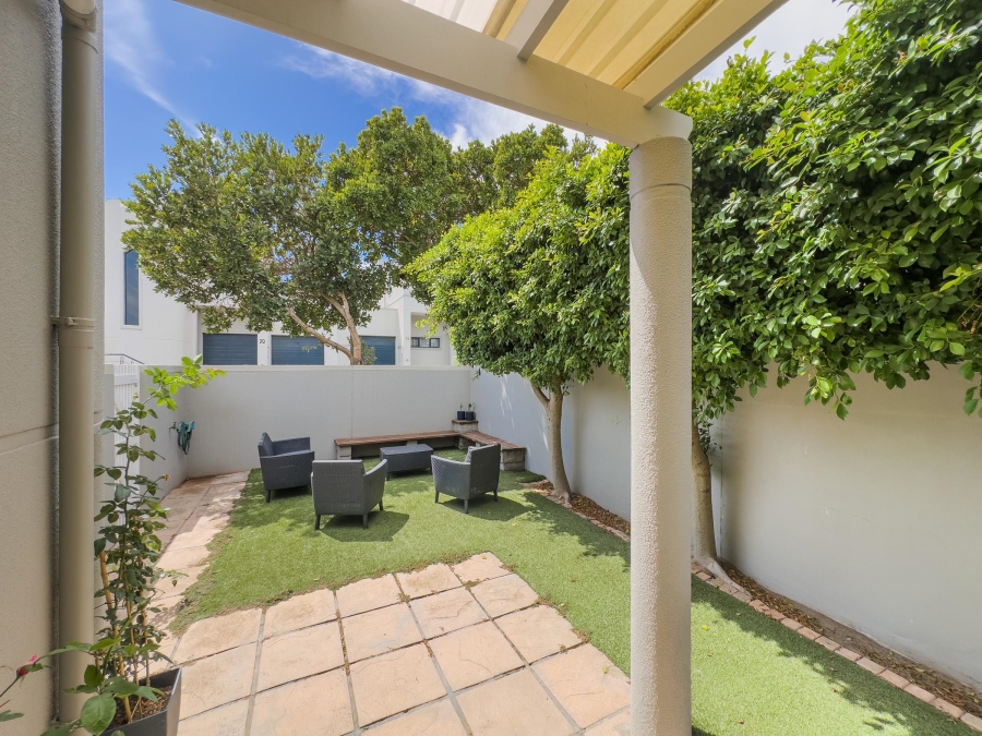 3 Bedroom Property for Sale in Plattekloof Western Cape